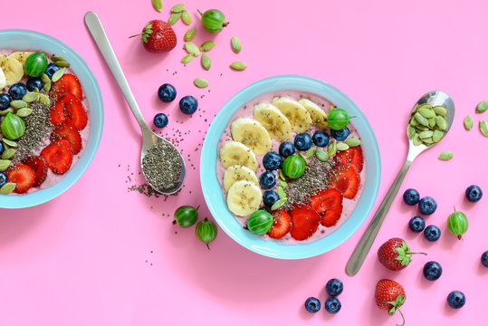 Berry Smoothie Bowls