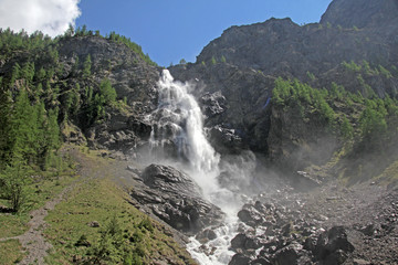 Wasserfall, Engstligen bei Adelboden, Schweiz