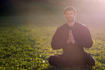 relaxing black ninja © baiajaku