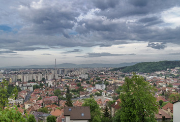 Fototapeta na wymiar Aerial view of central Brasov from the Citadel, Romania