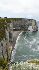 Obraz premium Vue sur les falaises d'Etretat 