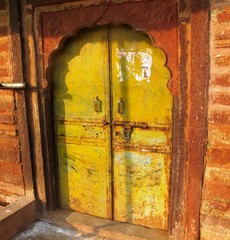 porte jaune inde Rajasthan