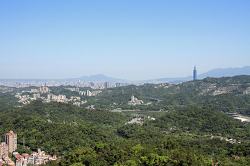 猫空から見た台北101と台北市街