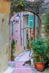 Fototapeta na wymiar Streets in the old town of Menton on the French Riviera
