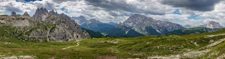 Fototapeta na wymiar Dolomites skyline panorama from 3 cime di lavaredo