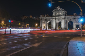Fototapeta premium Puerta del Alcala at night