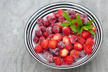 frozen berries