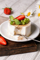 curd jelly with fruit filling