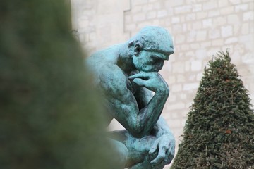 Fototapeta na wymiar Le penseur de Rodin