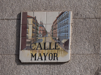 Fototapeta premium schönes Straßenschild in Madrid