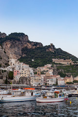 Miasteczko na wybrzeżu Amalfi