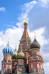 Fototapeta na wymiar St Basil's cathedral on Red Square, Moscow, Russia
