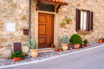 Fototapeta na wymiar Traditional house in Tuscany