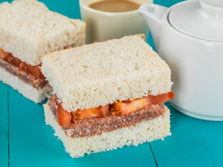 Corned Beef and Tomato White Bread Sandwich