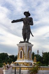 Fototapeta na wymiar King Anouvong statue：ラオス・アヌウォン王像