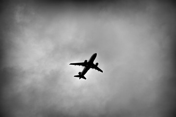 Passagierflugzeug in der Luft