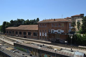 Fototapeta na wymiar Bahnhof in Italien