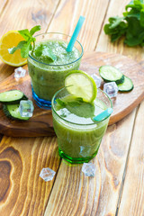 Green vegetable smoothie