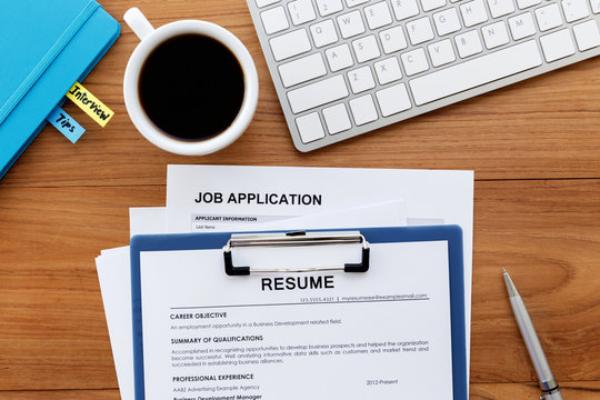 Resume applying for jobs