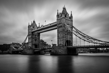 Fototapeta na wymiar England BW Tower Bridge