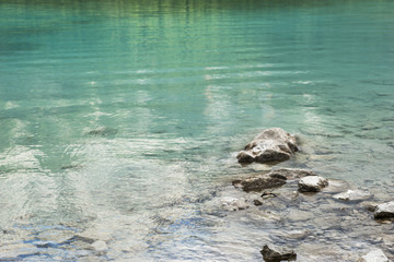 Steiniges Ufer, Eibsee in den Alpen