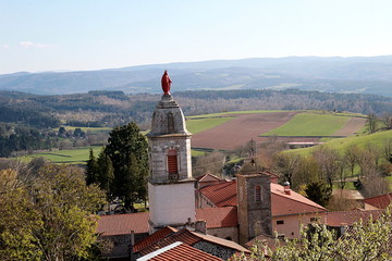 VILLAGE ET SON EGLISE