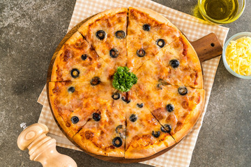 pepperoni pizza with olive