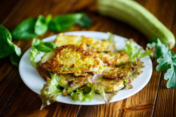 Zucchini fried in batter