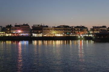 Херсониссос , остров Крит, Греция, вид с моря, ночная съёмка