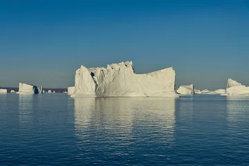 Schilderijen op glas Iceberg in Greenland © Alexey Seafarer