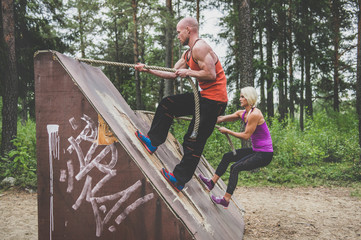 workout at obstacle course