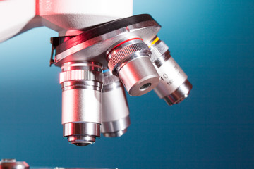 Lenses and microscope eyepieces for scientific research