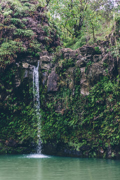 Pua'a Ka'a Falls