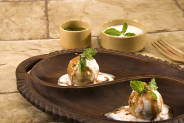Dahi Bhalle Chaat or Stuffed Panipuri with Curd