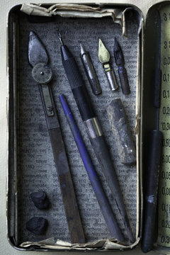 Calligraphy set