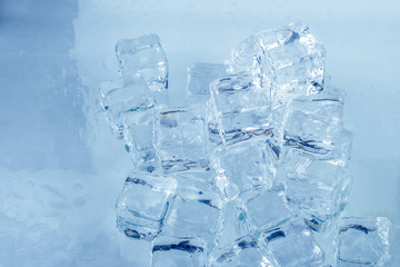 Ice cubics