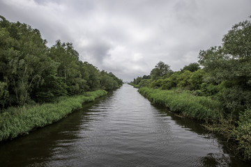 Fototapeta na wymiar Kanal an der Ostsee
