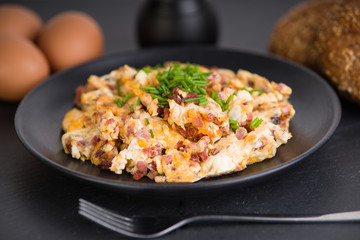 Rührei mit Schinken