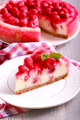 Raspberry cheesecake with jelly topping