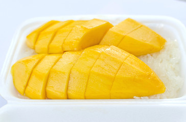 mango on sticky rice, Thai dessert