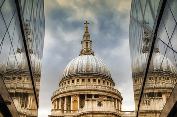 St Paul’s Catherdal dome reflected