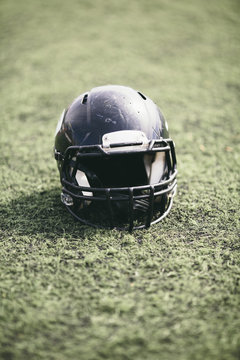 american football helmet