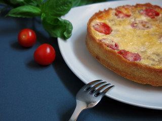 пирог с сыром и помидорами