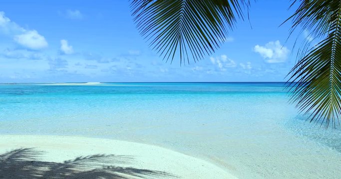 Titre paysage de plage paradisiaque &agrave; tahiti, polyn&eacute;sie 