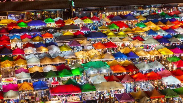 The Train Night Market Ratchada, also known as Talad Nud Rod Fai, is a new offering from the people behind the venerable Train Night Market in Srinakarin,Bangkok.