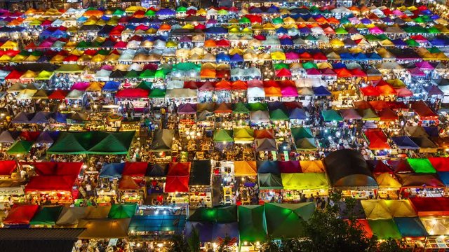 The Train Night Market Ratchada, also known as Talad Nud Rod Fai, is a new offering from the people behind the venerable Train Night Market in Srinakarin,Bangkok.
