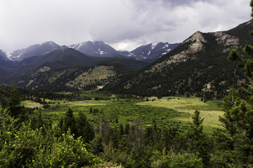 Fototapeta na wymiar Valley in the Rocky Mountains of Colorado