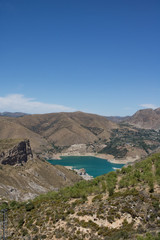 Fototapeta na wymiar Vulkansee in der Sierra Nevada