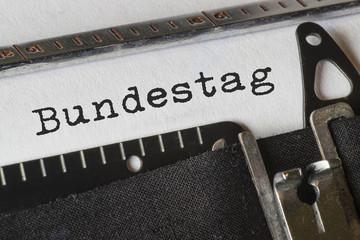 Bundestag, Text Schreibmaschine