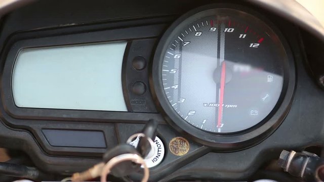 Motorcycle Speedometer and RPM Watch